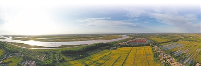 <p>无人机镜头下的银川平原。（资料图片）　本报记者　钱建忠　摄</p>