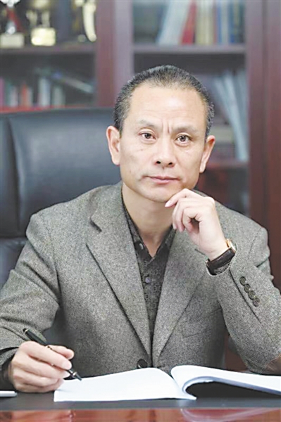 <p>　　彭凡</p>