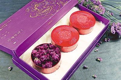 <p>　　玫瑰花冠茶</p>