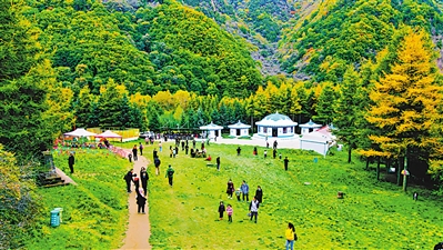 <p>　　六盘山国家森林公园凉殿峡。</p>