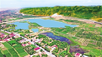<p>　　经济社会发展改变着海原的面貌。</p>