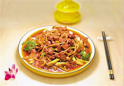 <p>　　黄渠桥爆炒羊羔肉</p>