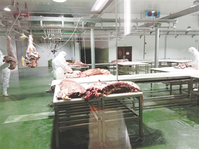 <p>　　水发浩海（吴忠）肉类加工有限公司屠宰车间。</p>