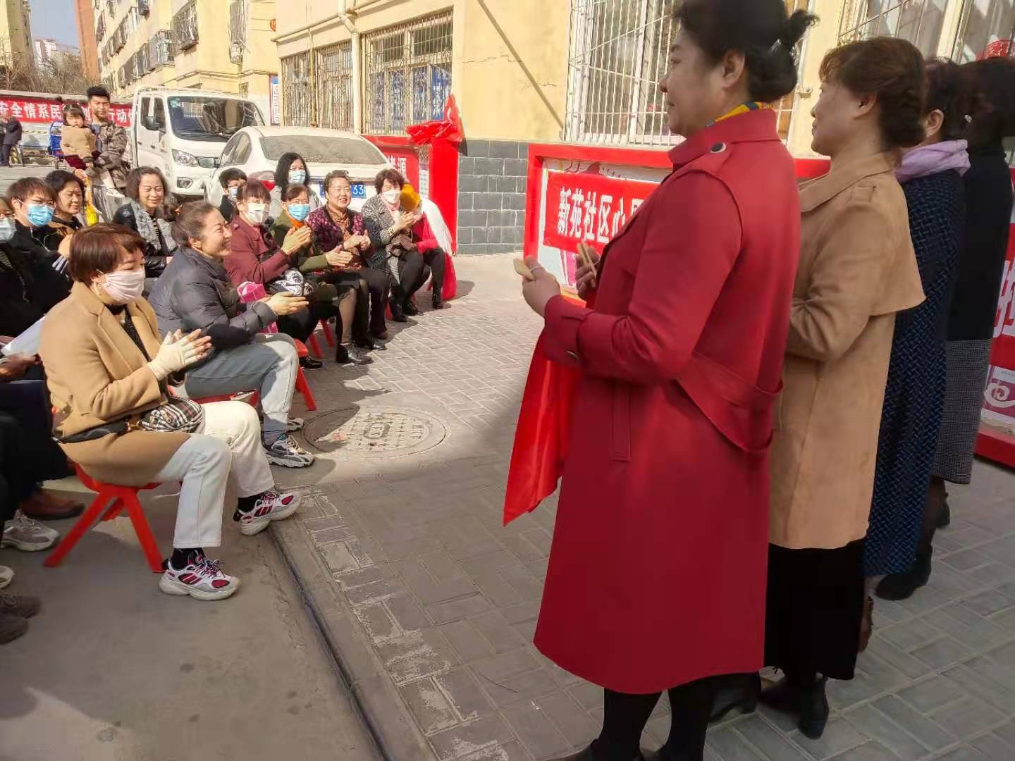 新苑社区学党史3.jpg