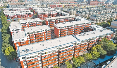    改造后的银川市兴庆区游乐小区焕然一新。老旧小区改造既是家门口的“关键小事”，更是城市发展中的“民生大事”。