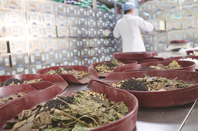 个性化中医药方帮助养肺。
