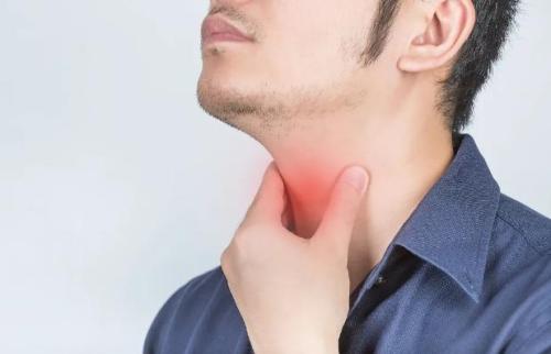 嗓子疼就吃抗生素？当心“引来”真菌！