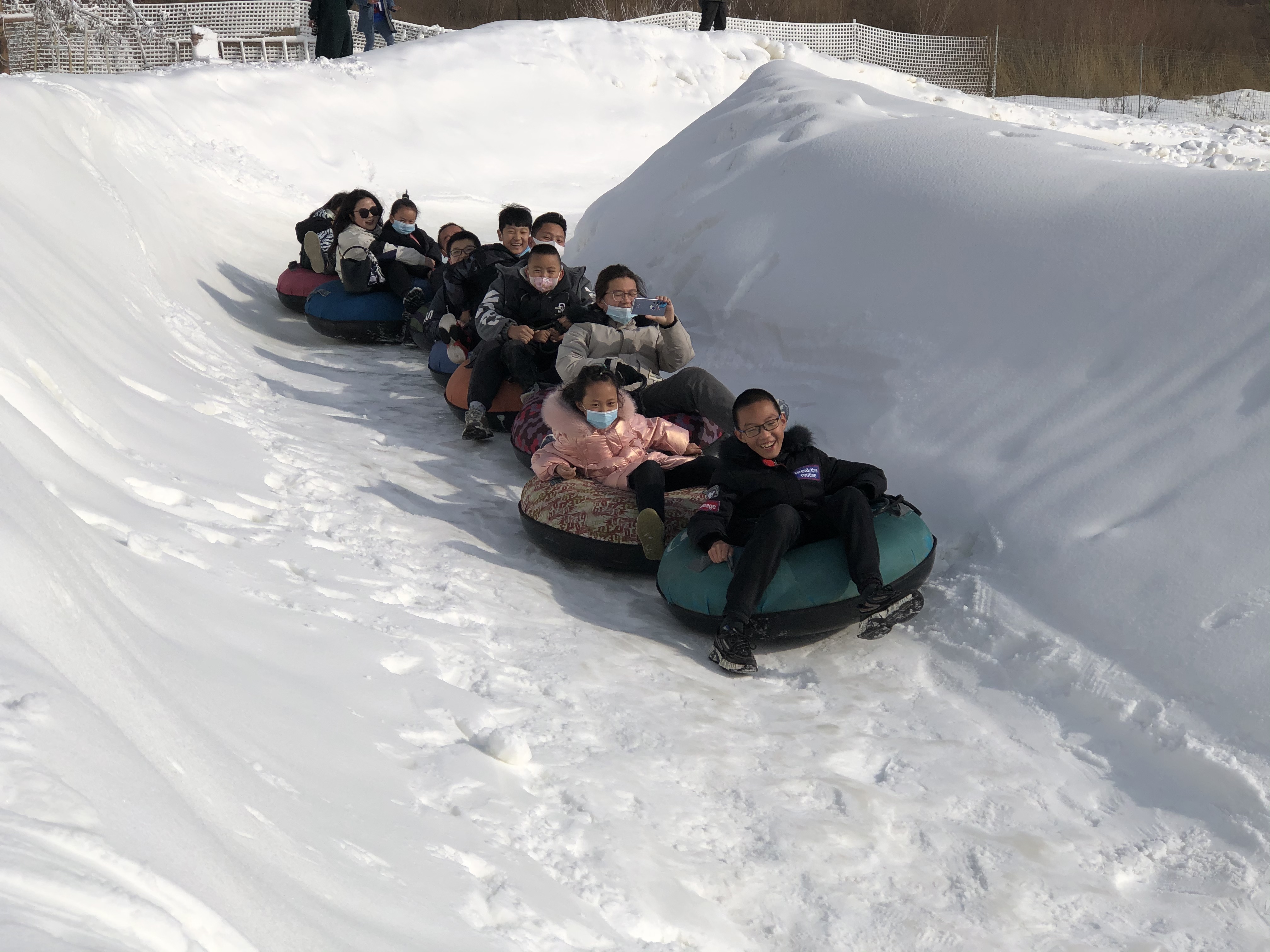 吴忠市第七届黄河金岸冰雪旅游节开幕