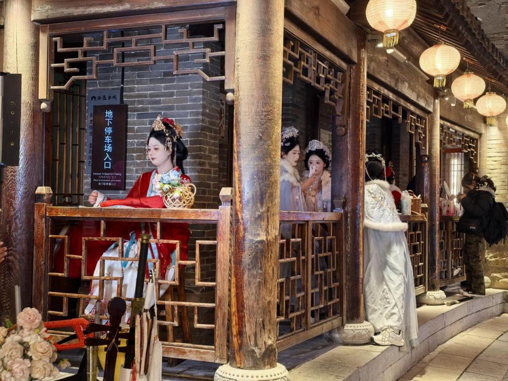洛阳老城区：以汉服文化引来天下客