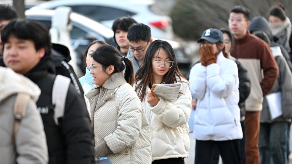 拯救大学生专注力“失焦”，不止放下手机