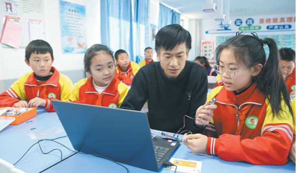 石嘴山市第十九小学深耕特色课程开发