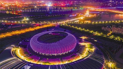<p>　　青铜峡黄河奥体中心。</p>