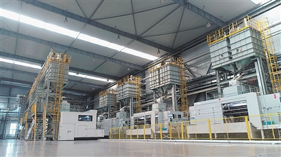 <p>　　全球首个万吨级铸造3D打印智能工厂。</p>