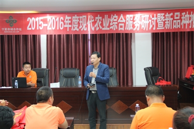 <p>　　谢利民</p>