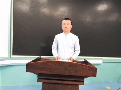 <p>　　党锐锋老师的课堂氛围生动活泼。</p>