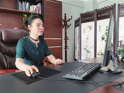 李风琴：搭建科普平台激发青少年创新思维