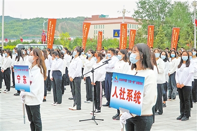 2022年宁夏“三支一扶”志愿者。<br/>　　本报记者 马照刚 摄