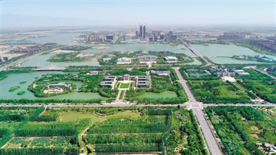 <p>　　水系与绿地交相辉映的生态湖城。</p>
