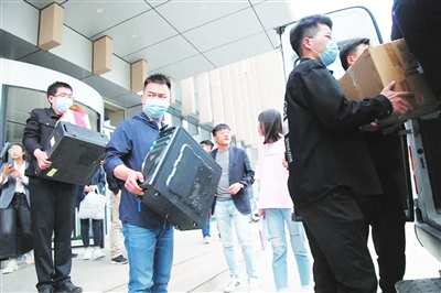 民警查获作案工具。平罗警方供图