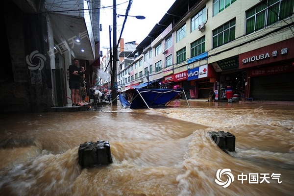 假期后半段维持北沙南雨 多地降温明显天气由热转凉