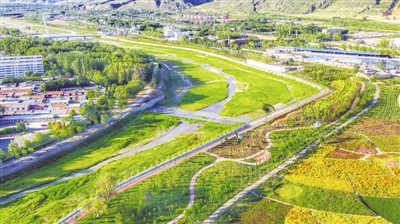 <p>　　清水河固原市区段经过综合整治后，景色迷人。</p>