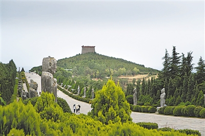 <p>　　乾陵</p>