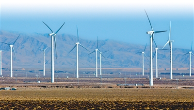 <p>　　近年来，我区借助风能资源丰富的优势，大力发展风电产业。　本报记者　王猛　摄</p>