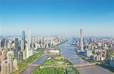 <p>　　广州市正朝着建设国际大都市目标大步迈进。</p>