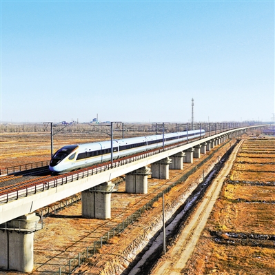 <p>　　2020年12月26日，银西高铁开通运营，宁夏正式融入全国高铁网。本报记者　王鼎　党硕　摄</p>