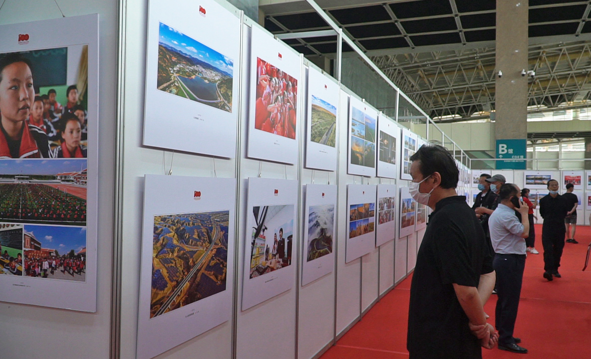 建党100周年绘画展,建党100周年油画 视频:庆祝建党100周年书法美术摄影民间工艺作品展开展