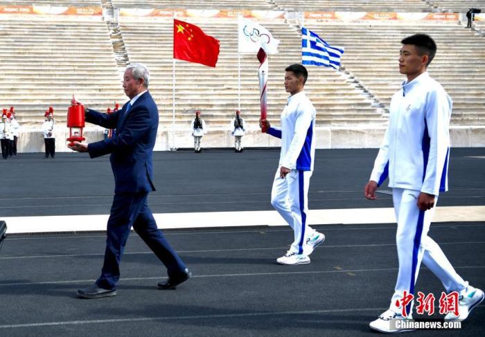 北京冬奥会火种交接仪式在希腊雅典成功举行