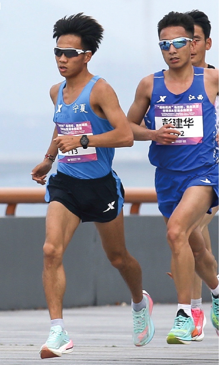 何杰新图4.jpg