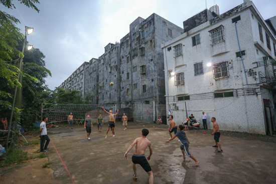 海南文昌昌洒镇有多少人口_海南文昌龙楼镇月亮湾
