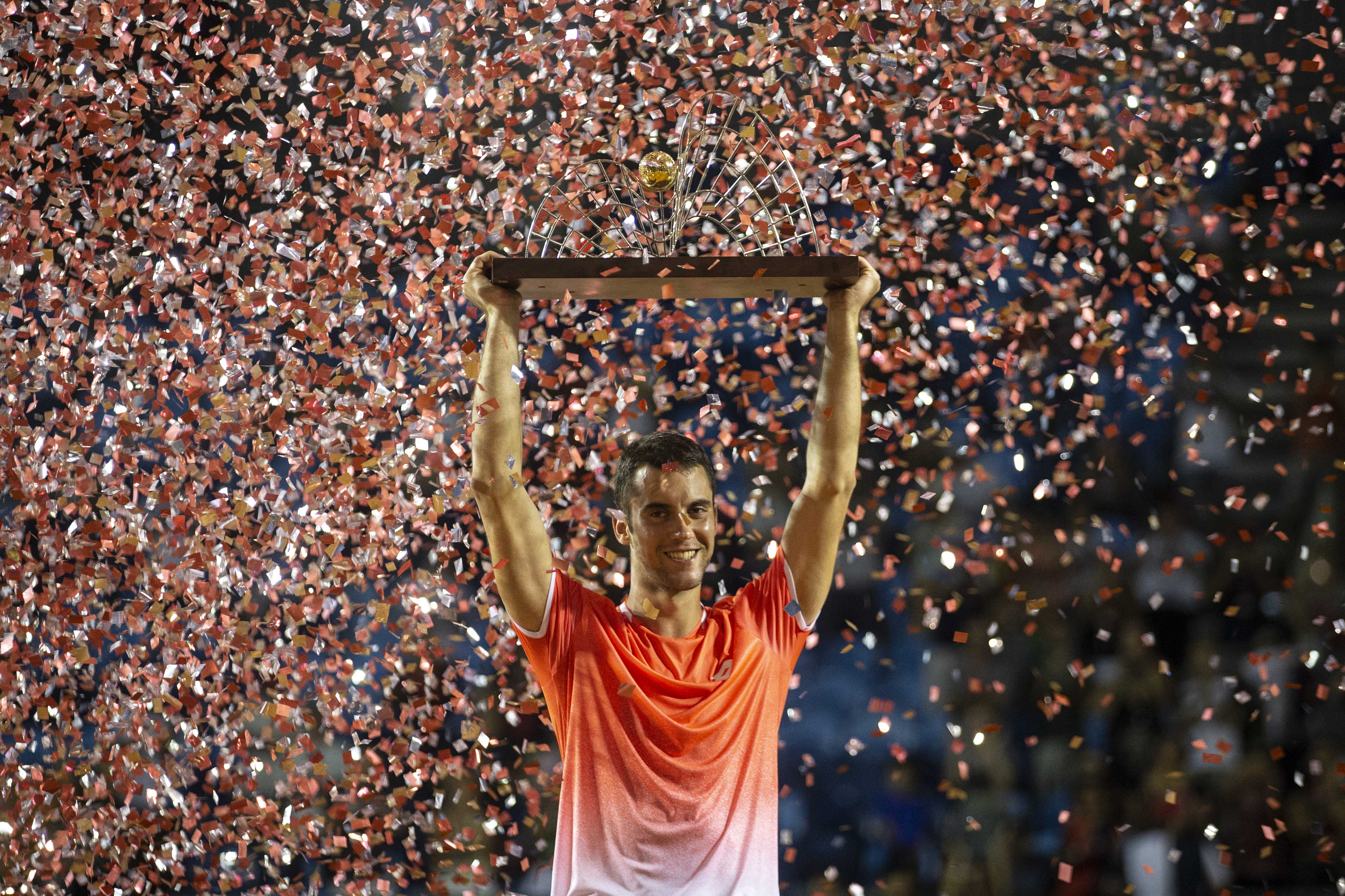 网球里约公开赛:拉斯洛·捷雷夺得男单冠军