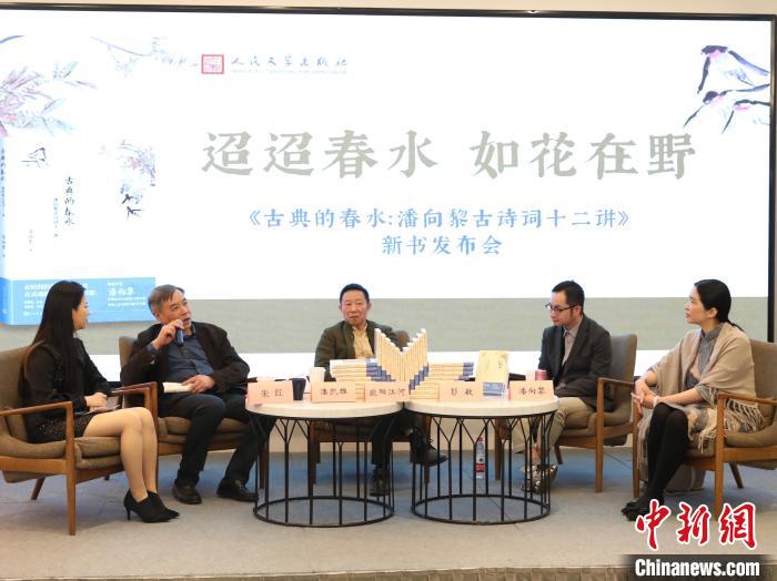 今天我们为什么还要读诗？