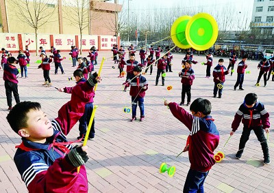 河北吴桥：以杂技为媒 兴文化之风