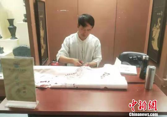 山西沁源剪纸：千年古老艺术重焕生机