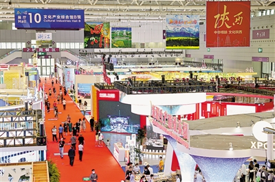 <p>　　深圳文博会文化产业综合馆。</p>