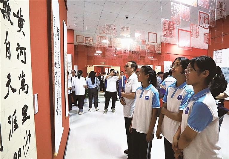一场书法篆刻主题展在盐池开展