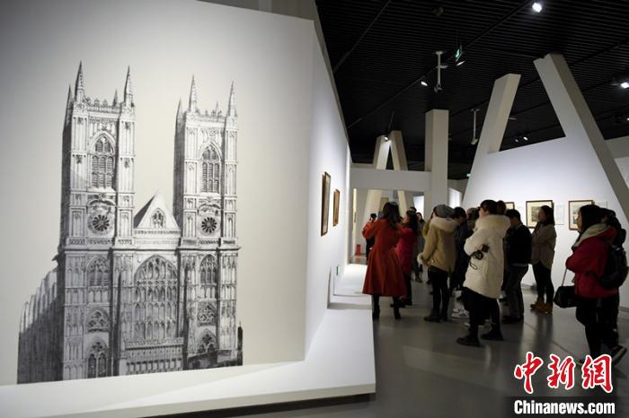 图为展览现场。　安源 摄