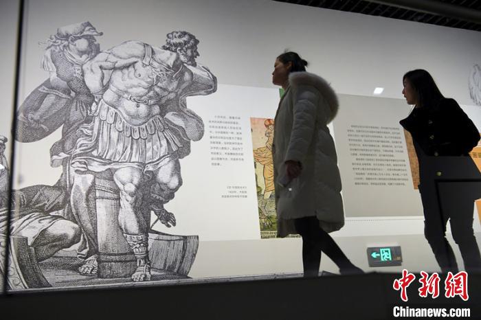 图为展览现场。　安源 摄