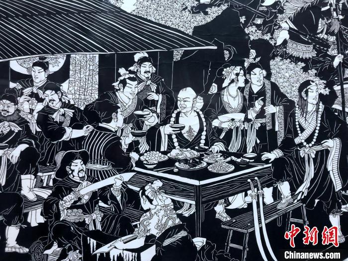 《水浒传聚义厅》(局部)。　邓霞 摄