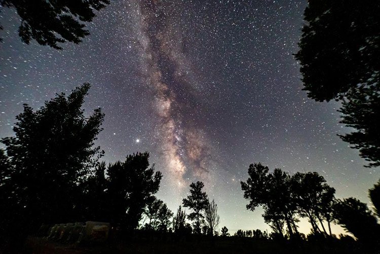 【九个重点产业调研报告之九】问星空要“流量”，为产业提“质量”——来自宁夏星空旅游的发展观察