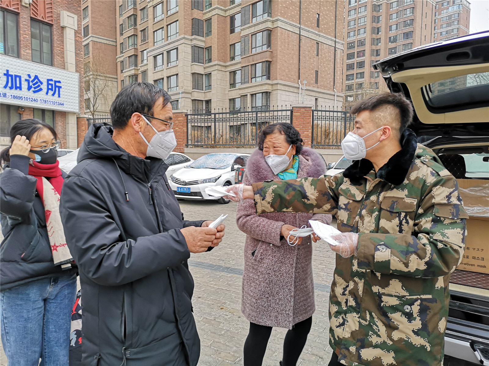 老军人口罩_戴口罩军人照片(2)