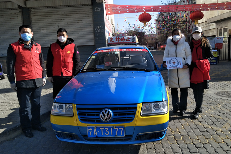 出租车夫妇刘峰、黄保华 (4).jpg 出租车夫妇刘峰、黄保华 (4).jpg