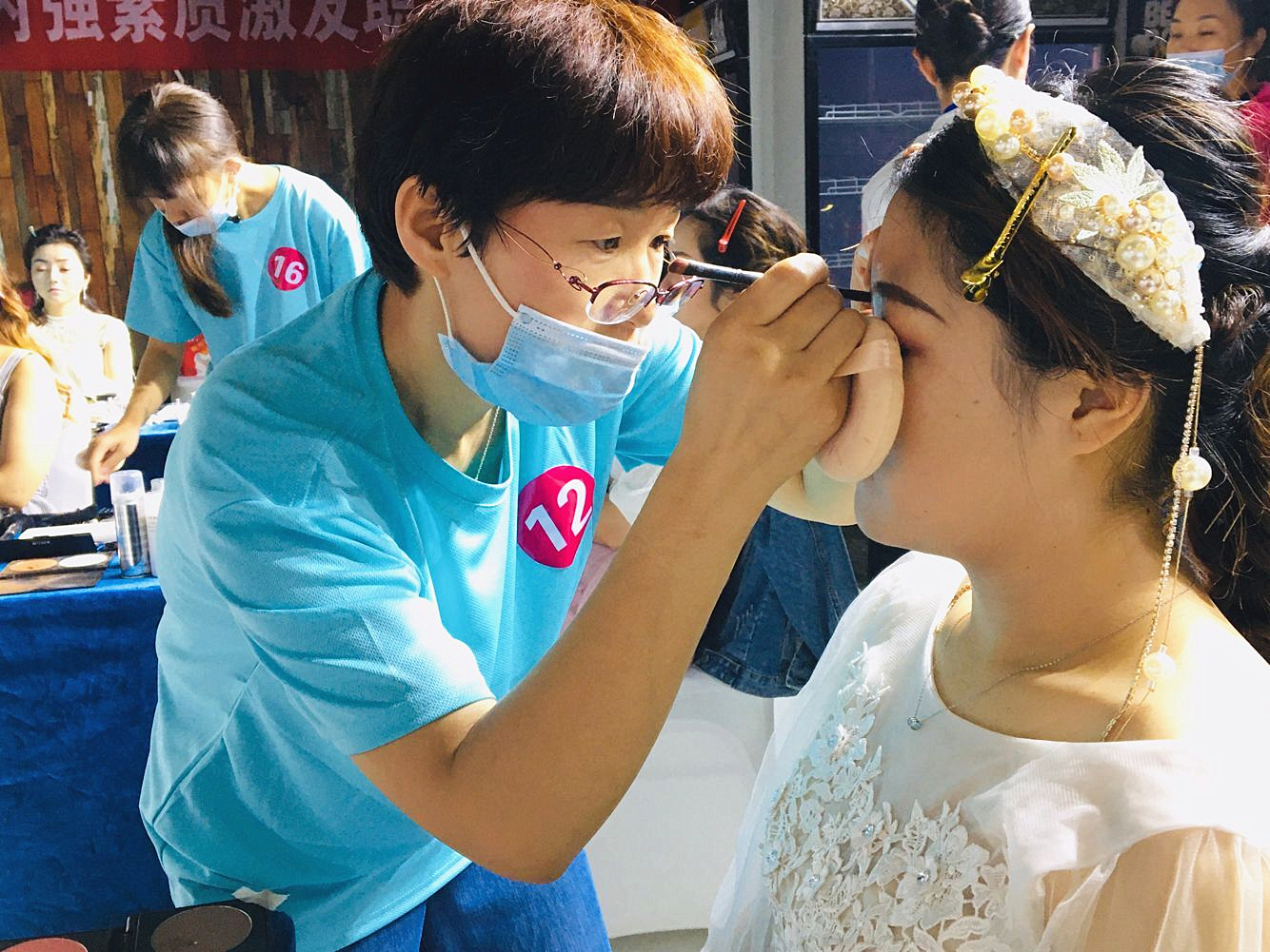 |银川市金凤区总工会举办美容师行业技能大赛