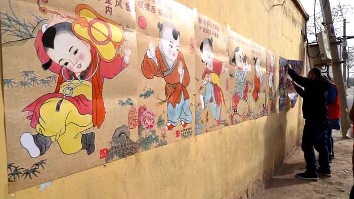 小小年画墙上贴  兴庆区“花式”宣传来防疫