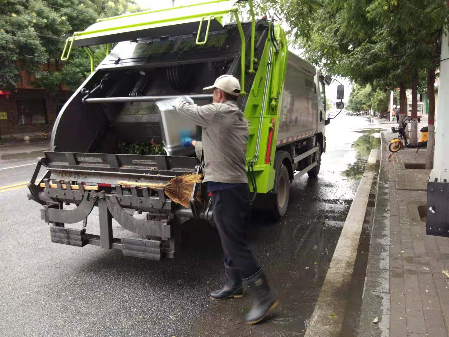 宁夏海原县城乡管理整治百日攻坚行动成效显著