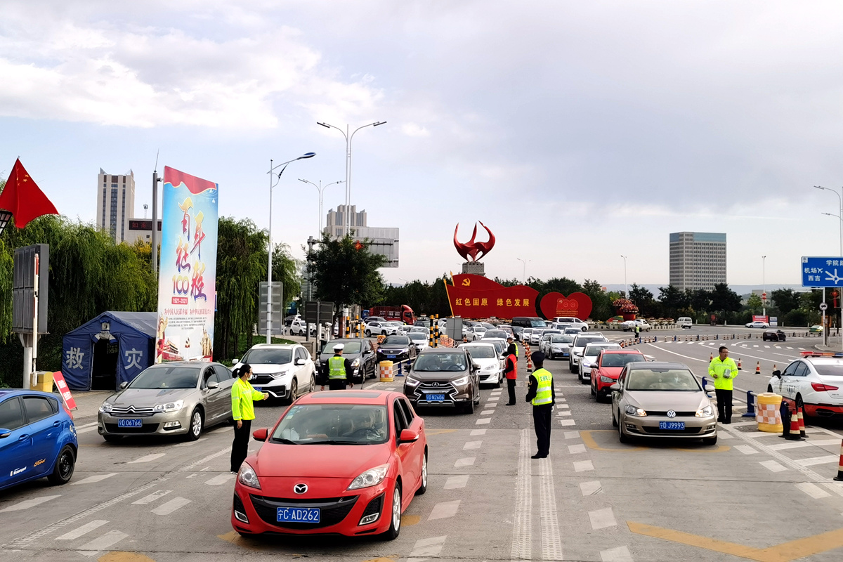 “十一”假期宁夏高速公路运行平稳 车流量同比增长18.96%