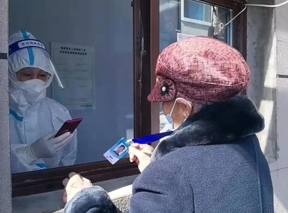 【地评线】贺兰山网评：“反向扫码”：传递社会的温度